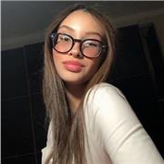 Studente impartisce lezioni di spagnolo (quinto anno di istituto tecnico Relazioni Internazionali per il Marketing)